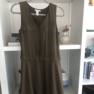Olive dress with flowy skirt (H&M)